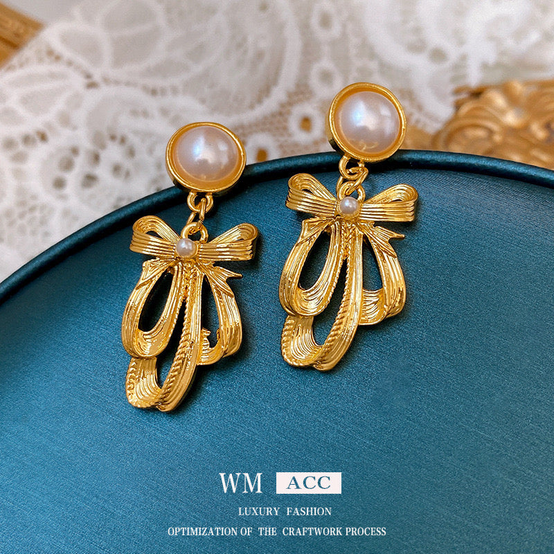 Women Elegant Earring - Embrace Timeless Vintage Fashion Jewelry